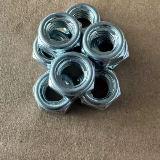 Đai Ốc Nắp Chặn Thép