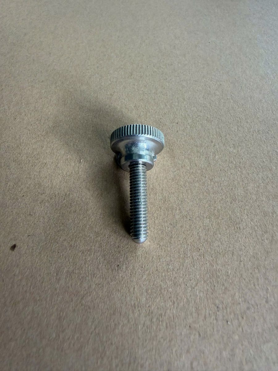 bulong-thep-dung-trong-o-to-3